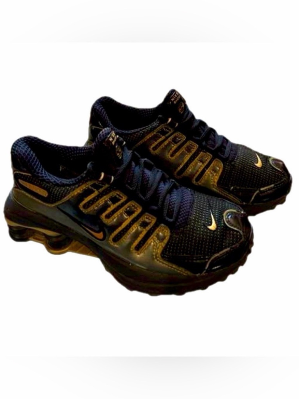 Nike Shox Youth Size 4Y Retro Y2K Black Gold Unisex Boy Running Shoes Sneakers